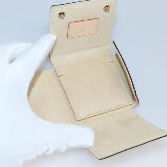 LOUIS VUITTON Monogram Jewelry Case Jewelry Box LV Auth 142037 - Picture 9 of 16